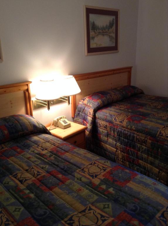 Central Motel Грейт-Фолс Экстерьер фото